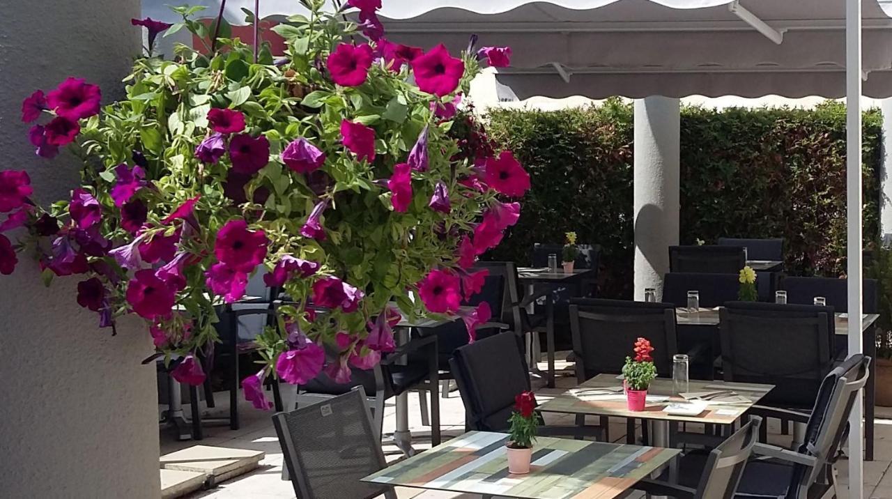 Cottage Logis Hôtel - Restaurant Dudelange Esterno foto